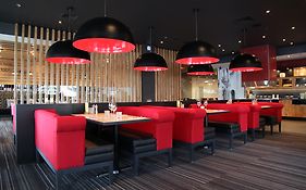 Holiday Inn Hotel & Suites Calgary South - Conference Ctr By Ihg